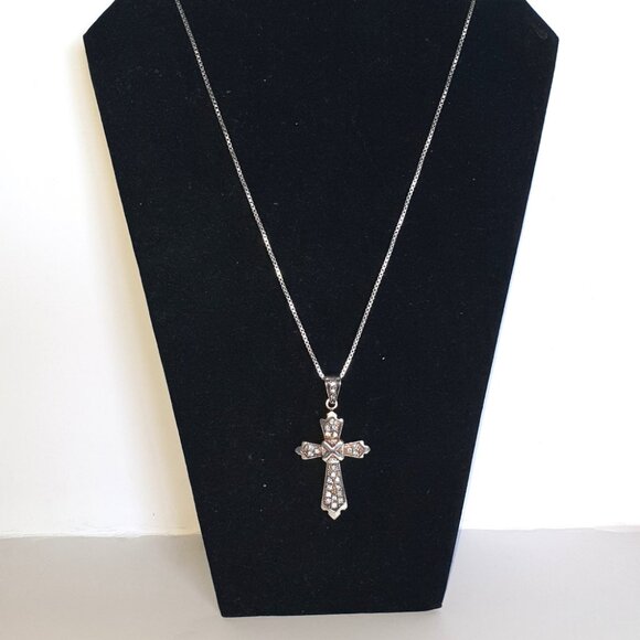 Bold Vintage 925 Sterling Silver CZ Crucifix Pendant & Box Chain Necklace - Picture 10 of 12